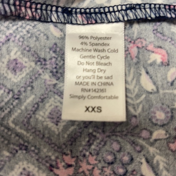 LuLaRoe New XXS Blue Floral Irma Shirt NWT - Picture 7 of 8